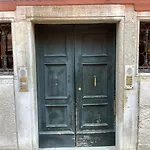 Super 1 Bedroom *