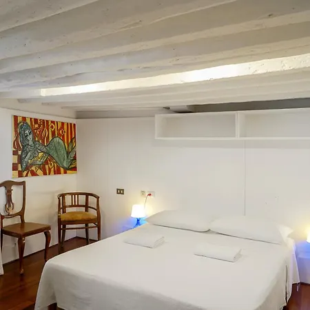 Super 1 Bedroom *